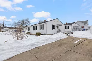 20 John St, North Providence, RI 02904 - Photo 7