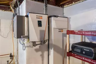 20 John St, North Providence, RI 02904 - Photo 27