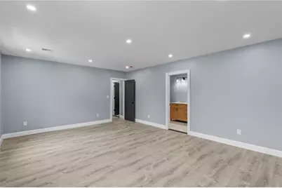 68 Enfield Avenue, Providence, RI 02908 - Photo 21