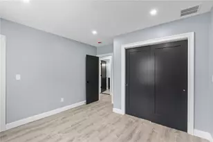 68 Enfield Ave, Providence, RI 02908 - Photo 17