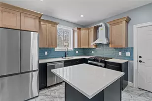 68 Enfield Ave, Providence, RI 02908 - Photo 5