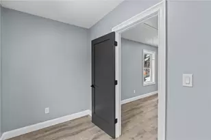 68 Enfield Ave, Providence, RI 02908 - Photo 31