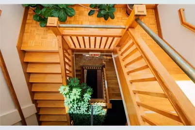 28 Pelham Street, Newport, RI 02840 - Photo 33