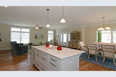 654 South Shore Village Boulevard #E1H, South Kingstown, RI 02879 - Photo 11