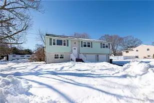 12 Whittier Dr, Coventry, RI 02816 - Photo 1
