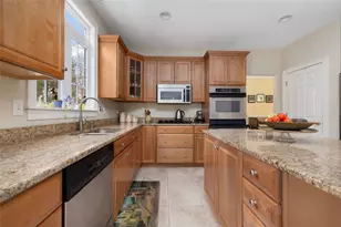 15 Susan Dr, Cumberland, RI 02864 - Photo 5