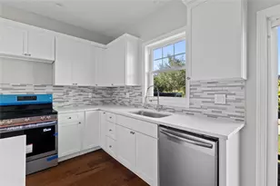 99 Ayda Rose Ave, West Warwick, RI 02893 - Photo 5