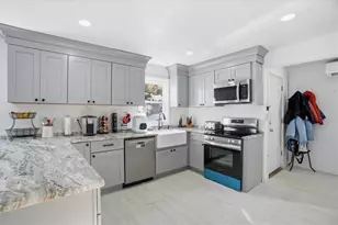 91 Church St, Westerly, RI 02808 - Photo 11