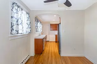 72 Bedlow Ave, Newport, RI 02840 - Photo 5