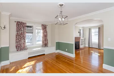 72 Bedlow Avenue, Newport, RI 02840 - Photo 11