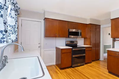 72 Bedlow Avenue, Newport, RI 02840 - Photo 7