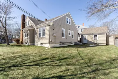 72 Bedlow Avenue, Newport, RI 02840 - Photo 37