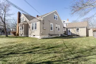 72 Bedlow Ave, Newport, RI 02840 - Photo 37