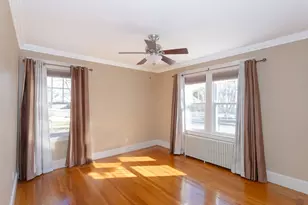 72 Bedlow Ave, Newport, RI 02840 - Photo 17