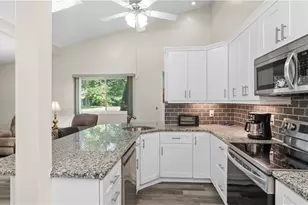 993 Williamsburg Cir, Warwick, RI 02886 - Photo 11