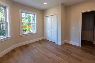 12 University Ave, Providence, RI 02906 - Photo 15