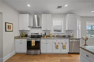 12 University Ave, Providence, RI 02906 - Photo 33