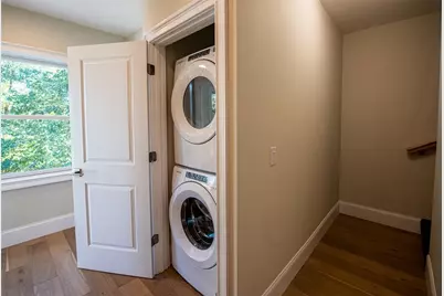 12 University Avenue, Providence, RI 02906 - Photo 9