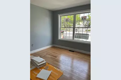 84 Coggeshall Street, Providence, RI 02904 - Photo 17