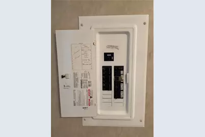 662 Forest Park Parkway, Middletown, RI 02842 - Photo 7