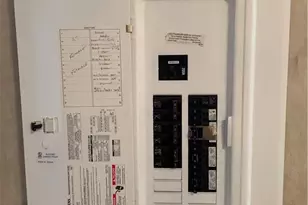 662 Forest Park Pkwy, Middletown, RI 02842 - Photo 7