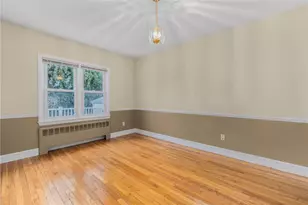 30 Toppa Blvd, Newport, RI 02840 - Photo 15