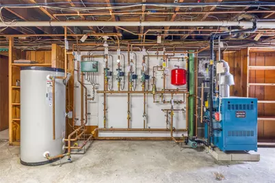 30 Toppa Boulevard, Newport, RI 02840 - Photo 41