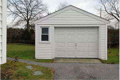 30 Toppa Boulevard, Newport, RI 02840 - Photo 3