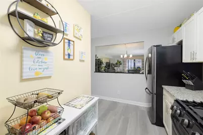 650 East Greenwich Avenue #3/102, West Warwick, RI 02893 - Photo 11