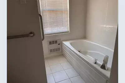 100 Clinton Drive #1, North Kingstown, RI 02852 - Photo 9