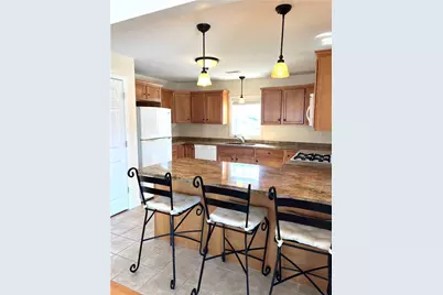 31 Garfield Avenue #2, Bristol, RI 02806 - Photo 9