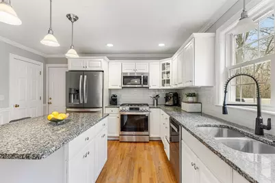 322 Washington Road, Barrington, RI 02806 - Photo 15