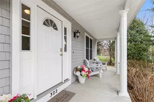 322 Washington Rd, Barrington, RI 02806 - Photo 3