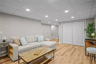 1 Magnum Ct, Smithfield, RI 02917 - Photo 33