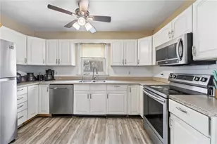 62 Browne St, Cranston, RI 02920 - Photo 3