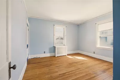 5 Lowden Street, Pawtucket, RI 02860 - Photo 19