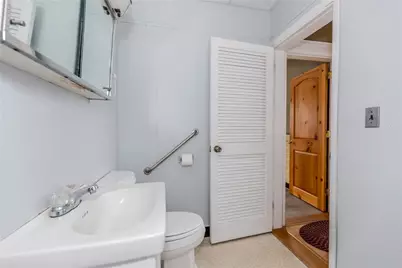 41 Wellesley Street, North Providence, RI 02904 - Photo 17