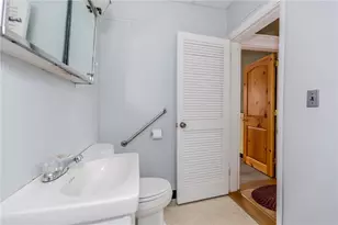 41 Wellesley St, North Providence, RI 02904 - Photo 17