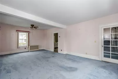 41 Wellesley Street, North Providence, RI 02904 - Photo 9