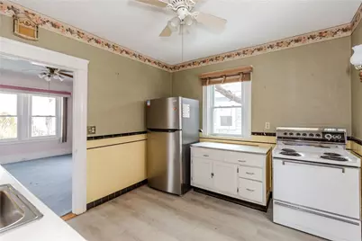 41 Wellesley Street, North Providence, RI 02904 - Photo 13