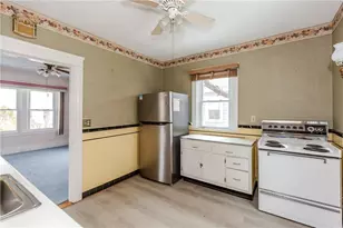 41 Wellesley St, North Providence, RI 02904 - Photo 13