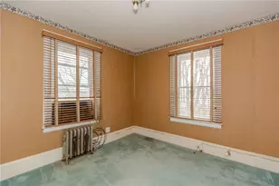 41 Wellesley St, North Providence, RI 02904 - Photo 29