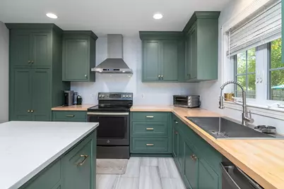 58 Alfred Avenue, Johnston, RI 02919 - Photo 9