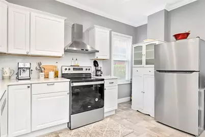 90 University Avenue, Providence, RI 02906 - Photo 7