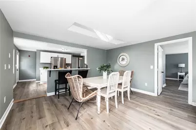 70 Manistee Street, Pawtucket, RI 02861 - Photo 9