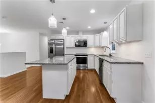 40 Burnside Ave, Woonsocket, RI 02895 - Photo 3