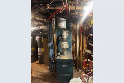 30 Bridgham Street, Providence, RI 02907 - Photo 19