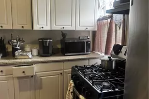 30 Bridgham St, Providence, RI 02907 - Photo 9