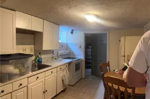 30 Bridgham St, Providence, RI 02907 - Photo 21