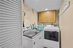 2 Marian Ln, Woonsocket, RI 02895 - Photo 33